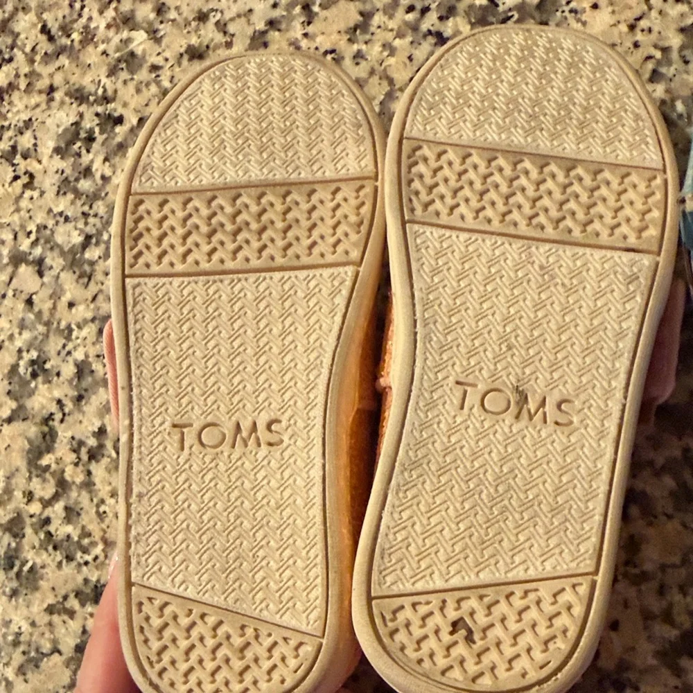 TOMS Kids Pink Glitter Slip-On Moccasins